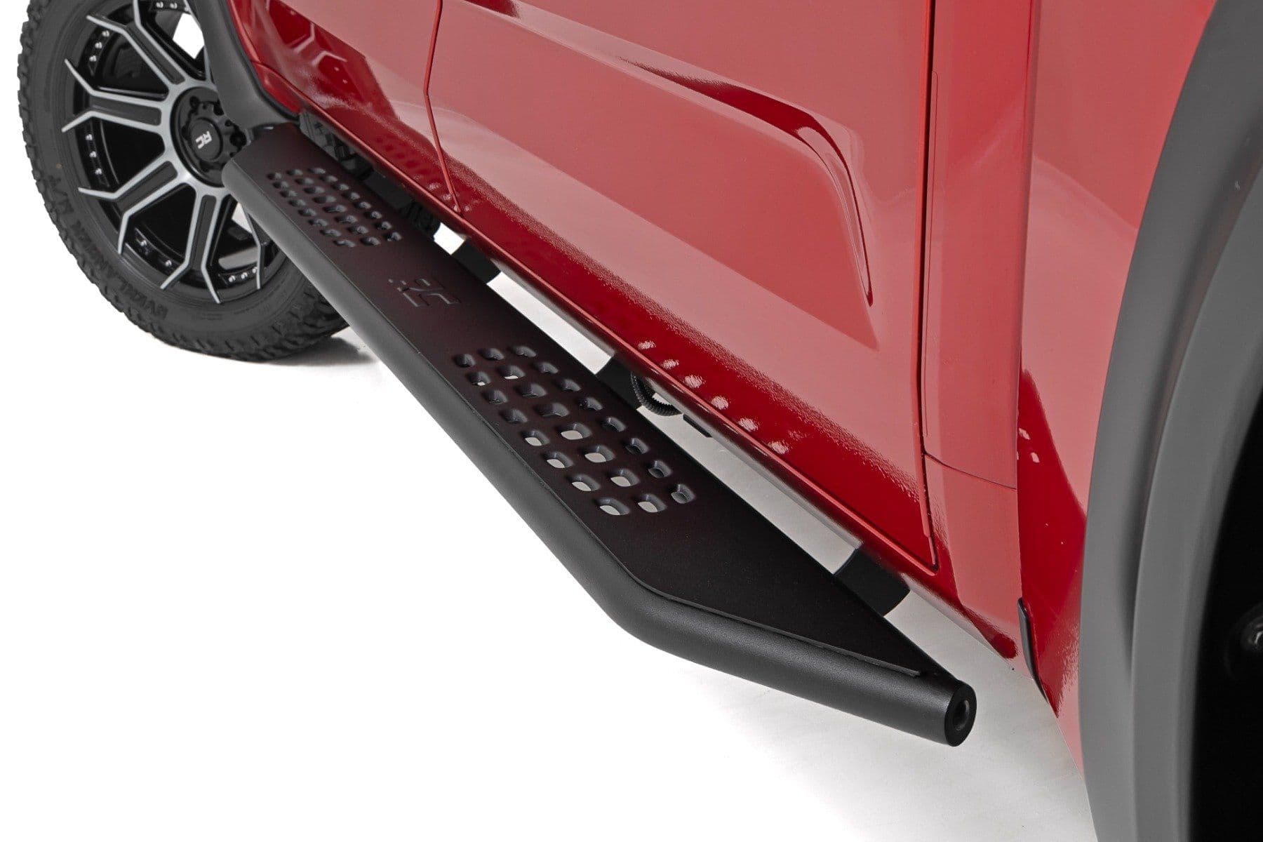 Running Boards & Step Bars (2)